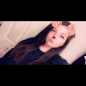 Meet your Posher, Caitlyn